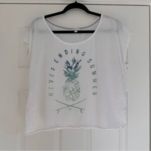 Victoria’s Secret White Graphic Tee Size Medium